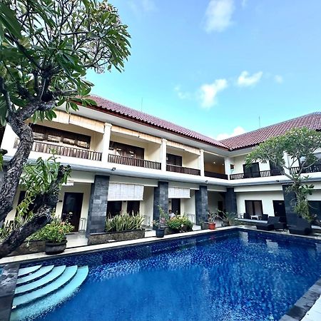 Radha Bali Hotel Kuta  Exterior photo