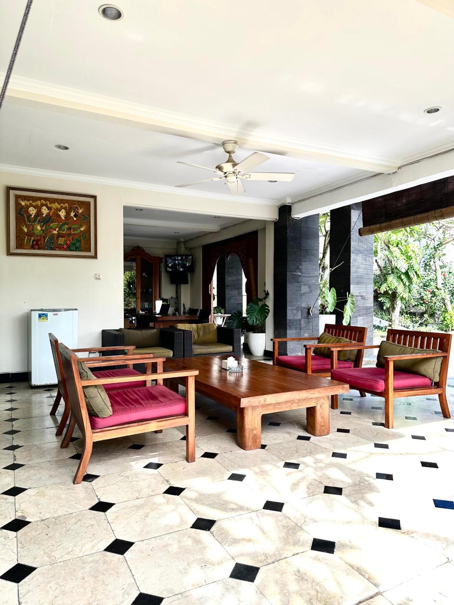 Radha Bali Hotel Kuta  Exterior photo